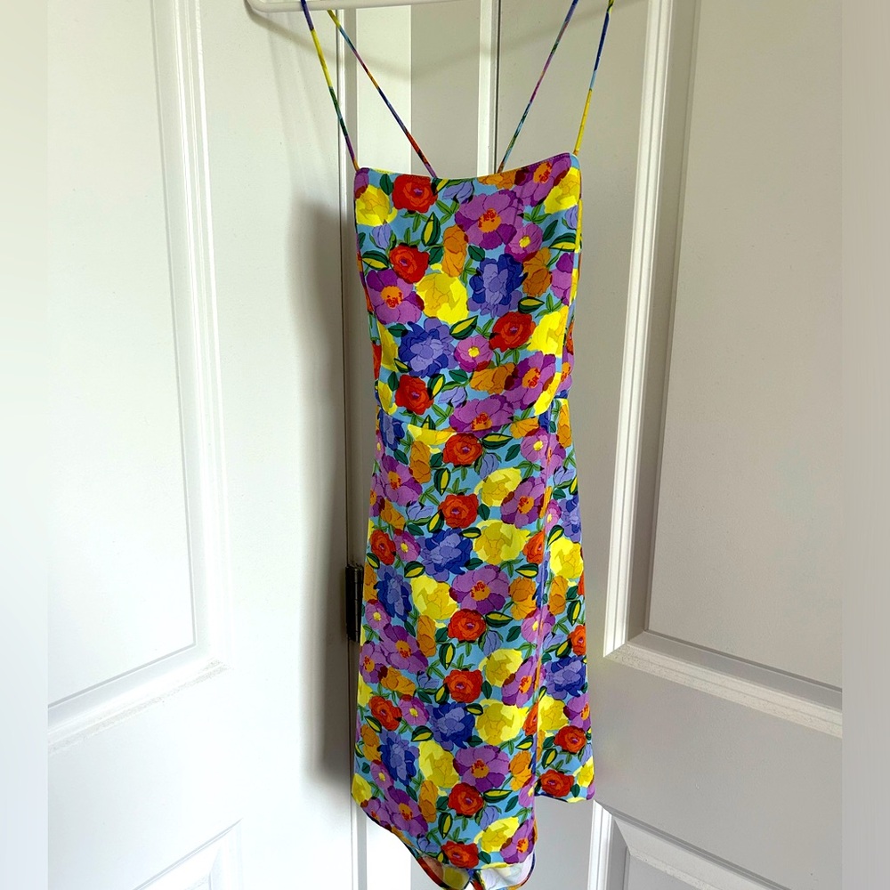 Zara Dress with flowers. Size Medium